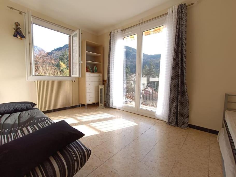 Maison L'ecureuil Holiday home *